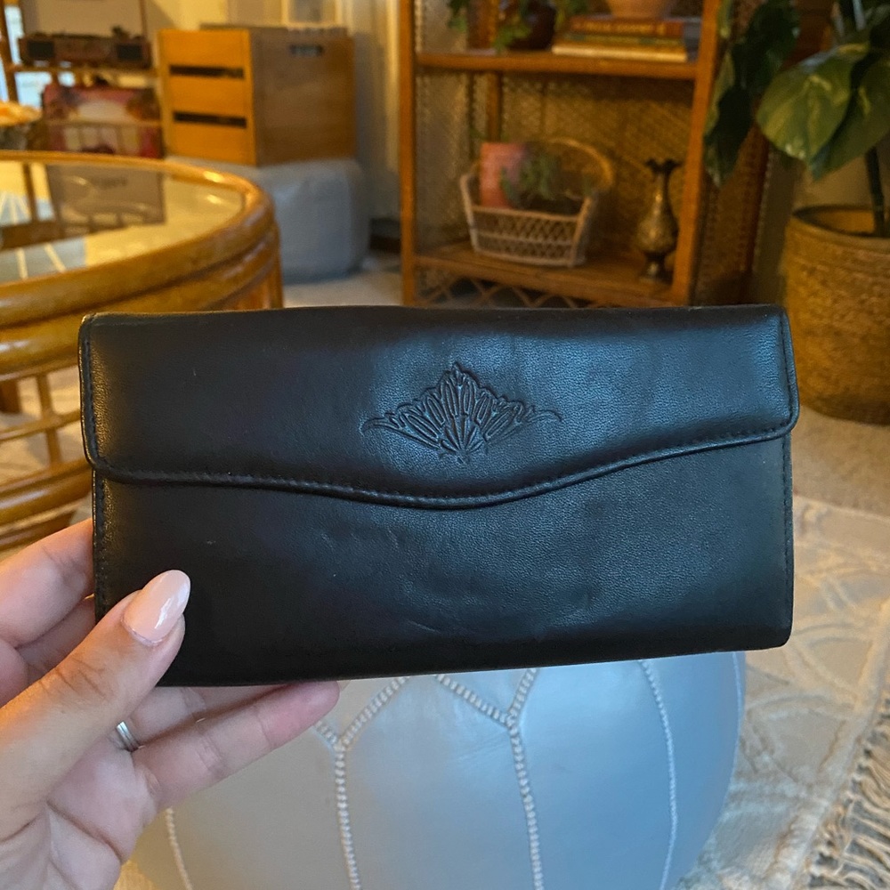 Black Wallet